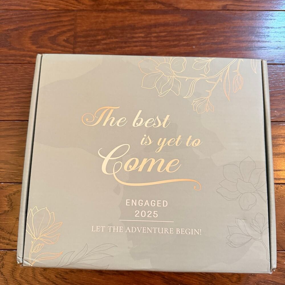 Engagement 2025 Gift The Best is Yet to Come Picture Fram NWT